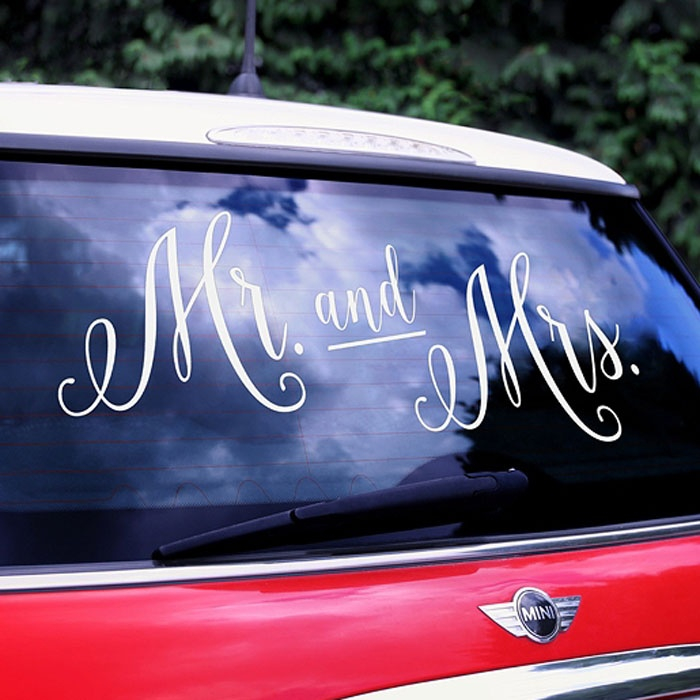 Autosticker Mr and Mrs wit 